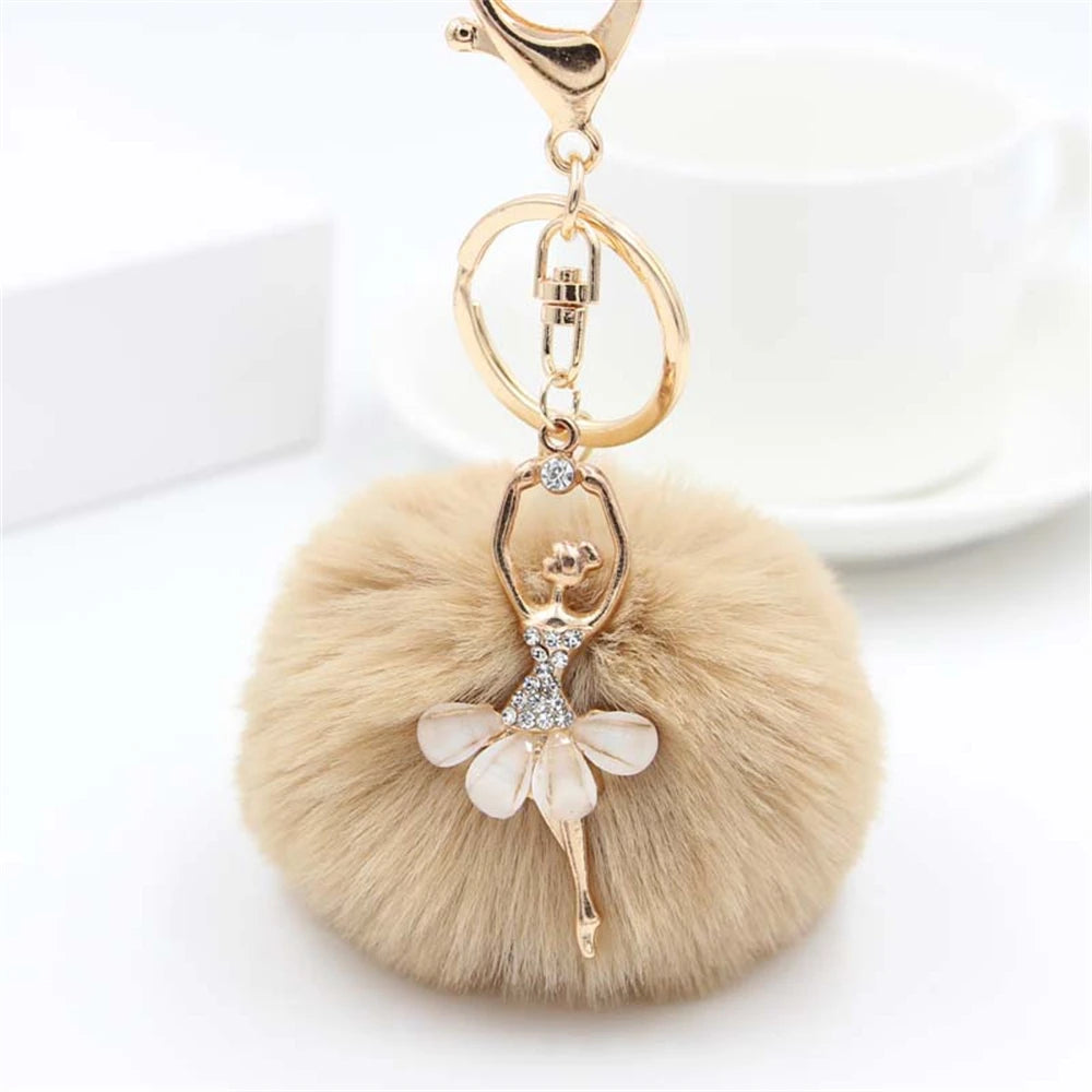 Chaveiro Bailarina com Strass e Pompom - foto 22 - Bedance