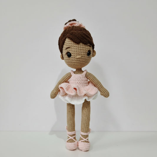 boneca de crochê